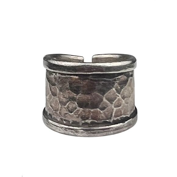 Hammered Band Sterling Silver Ring Adjustable Size 8 or 9 - Picture 1 of 11